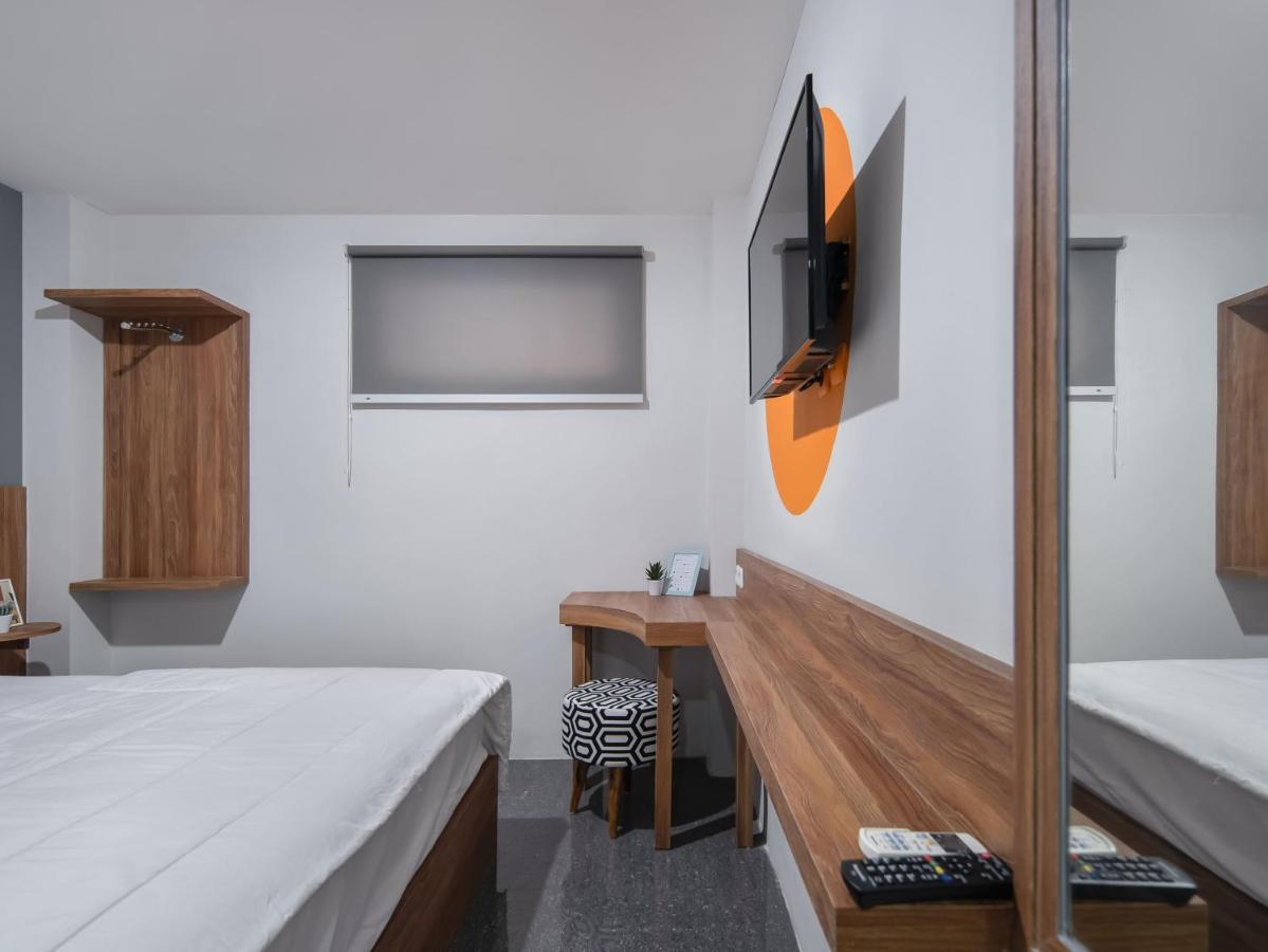 Cove Accordia Residence Jacarta Exterior foto